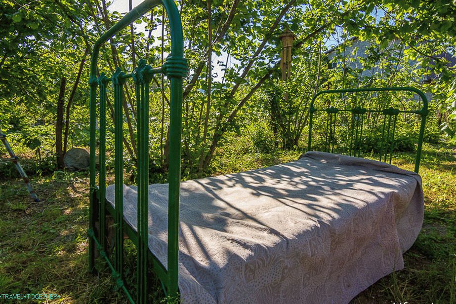 How to rent a house in Gelendzhik cheap