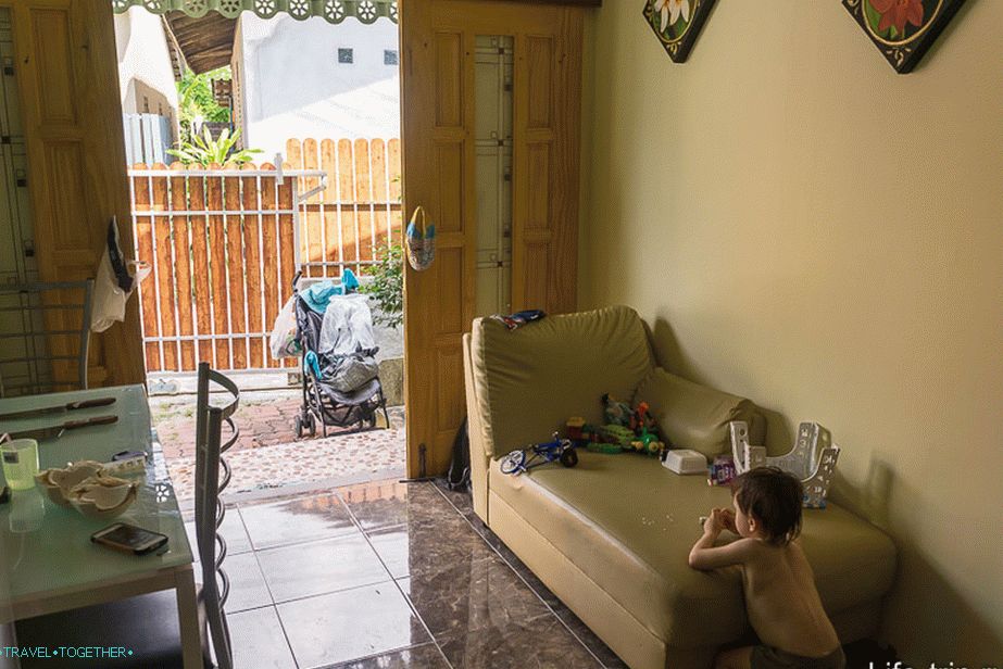 View from the kitchen-living room to the street