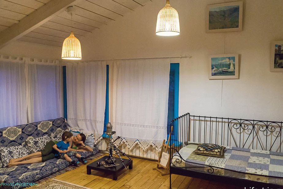 And we really liked the entourage