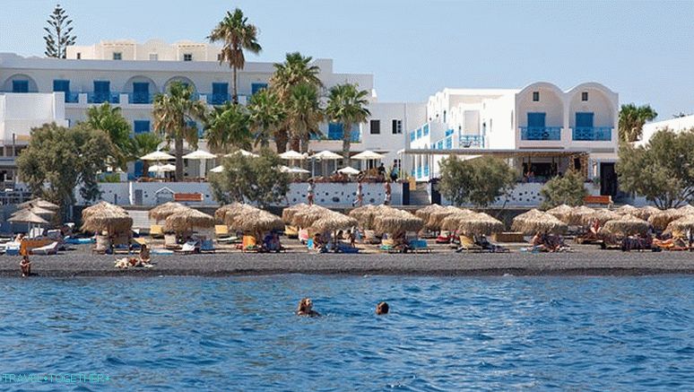 Kamari on Santorini: resort life on a black beach