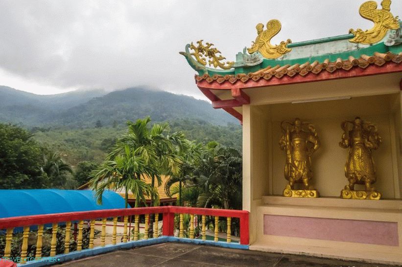 Chinese temple on Phangan - temple complex with a bunch of gods