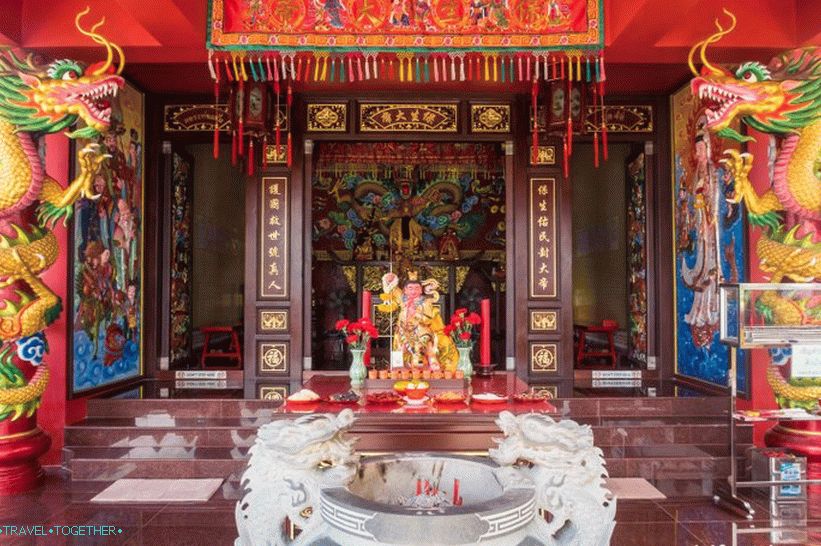 Chinese temple on Kata beach is a small pleasant find