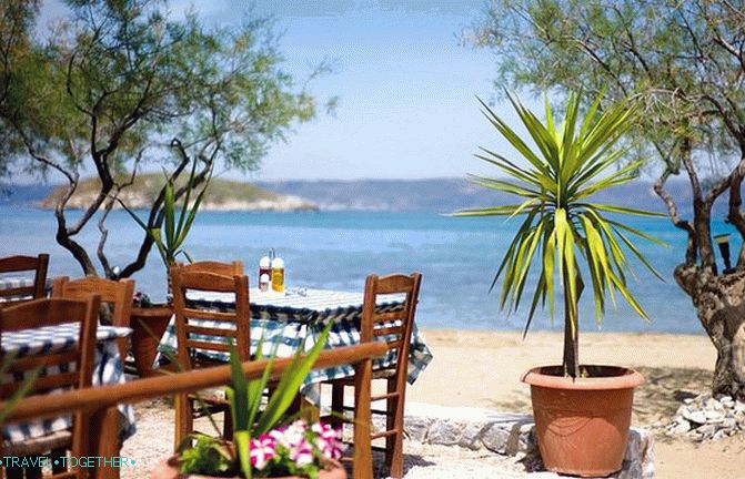 Comfortable holidays in Greece can be economical