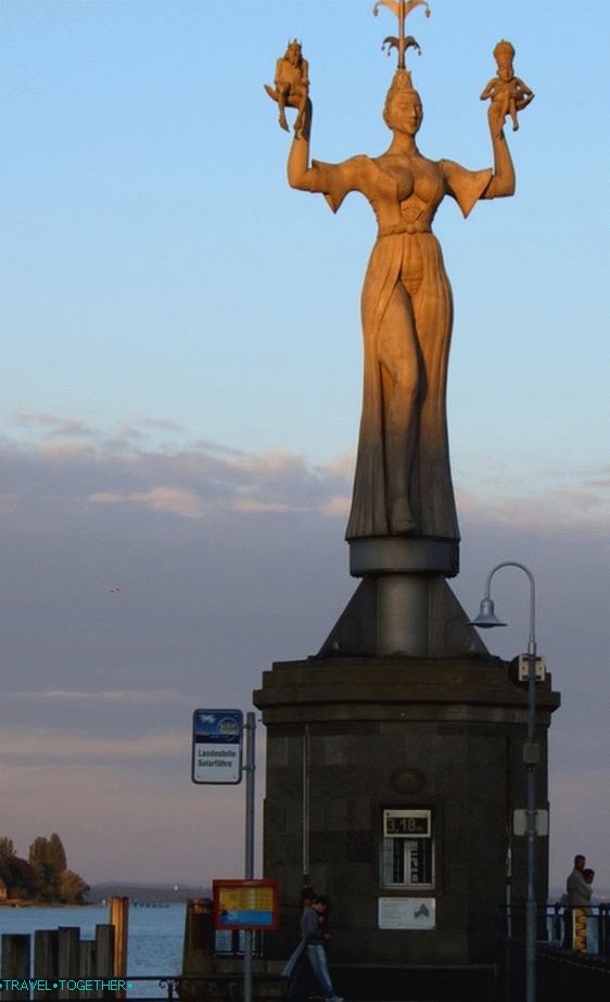 Statue of the Empire