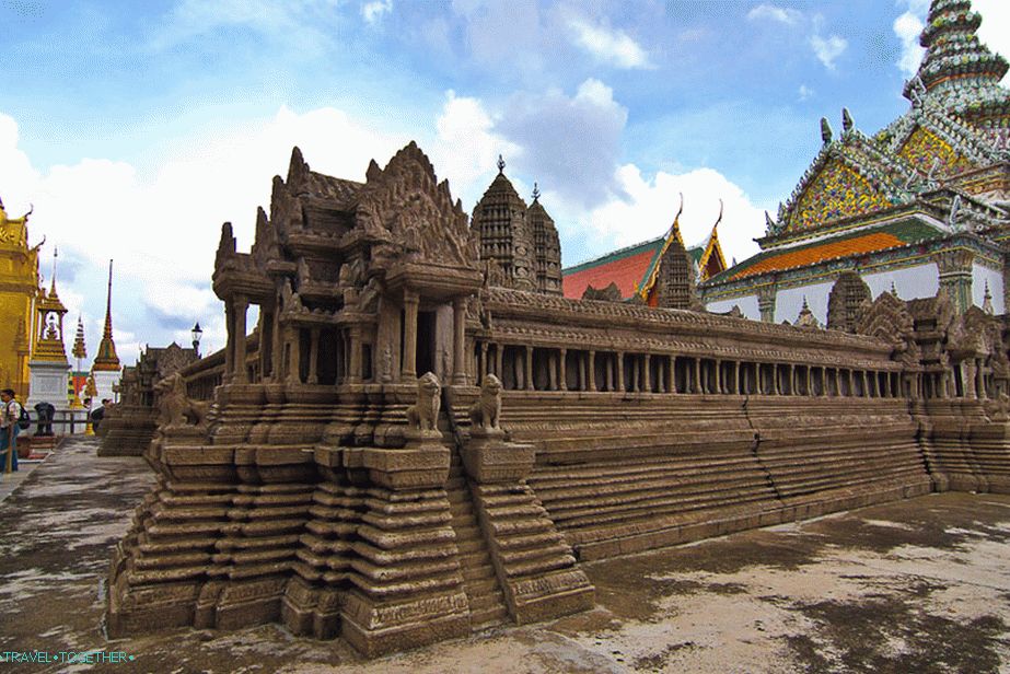 Inside the complex there is Angkor wat in miniature
