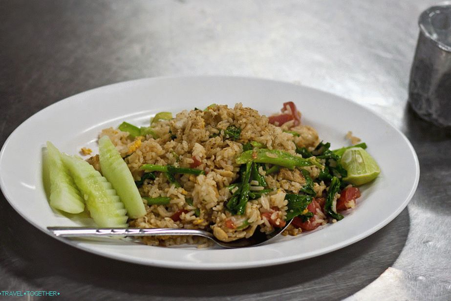 Thai fried rice with vegetables