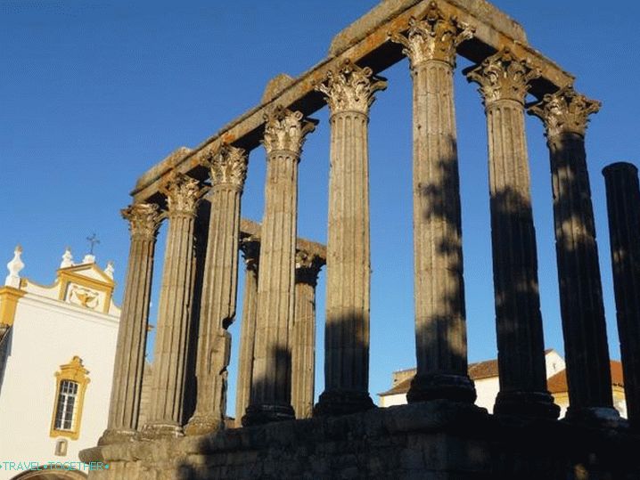 Evora