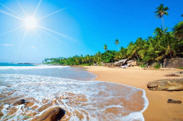 Sri Lanka, the beach