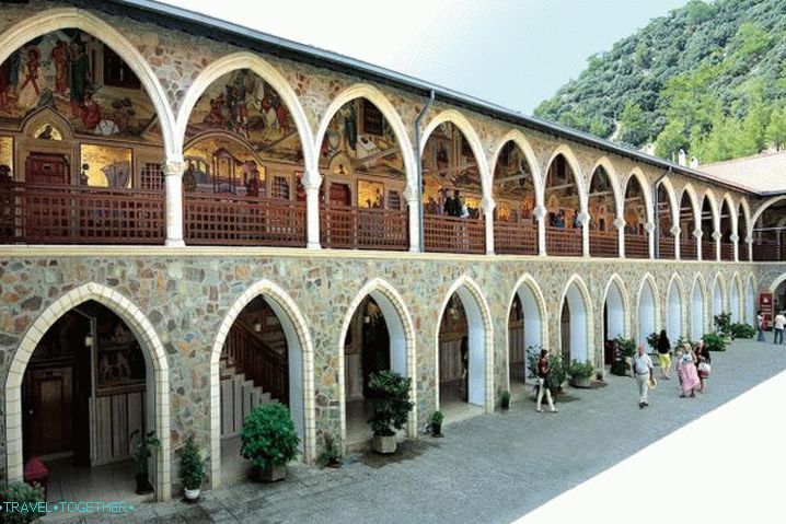Cyprus, Kykkskom monastery