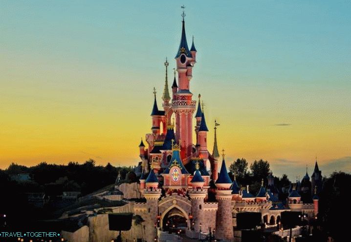 Holidays with children France Disneyland