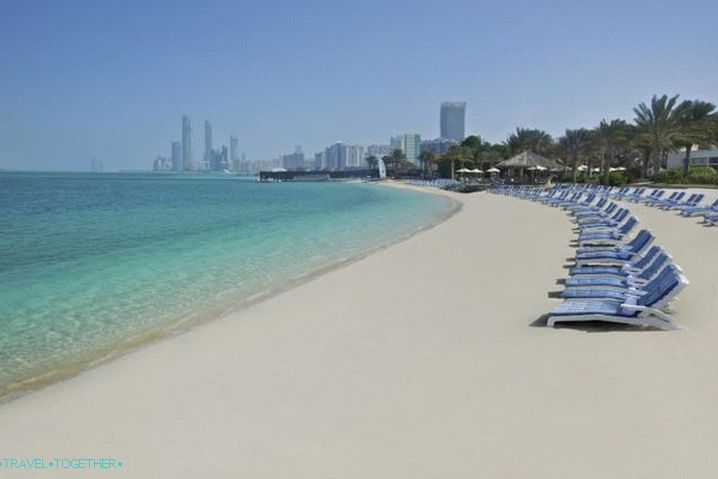 Where to rest in winter abroad without a visa, where it is warm and inexpensive