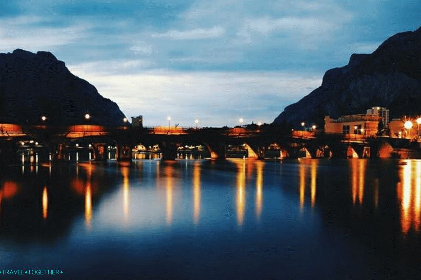Night at Lecco