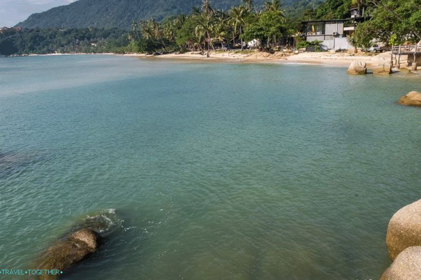 Lila Beach, view from the bridge