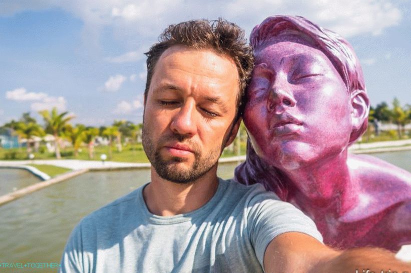 Love Art Park in Pattaya - an erotic park for the amateur