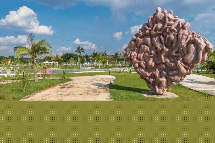 Love Art Park in Pattaya - an erotic park for the amateur
