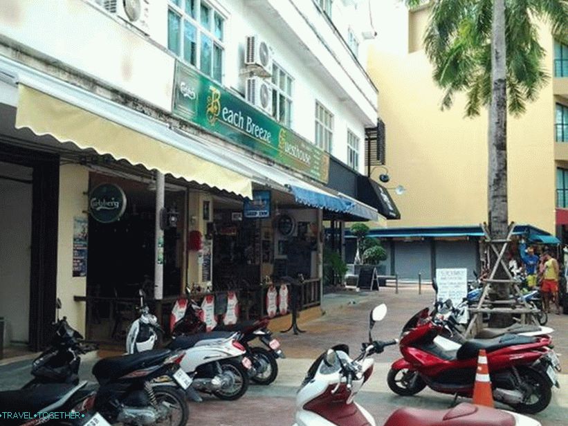 Beach Breeze Guesthouse