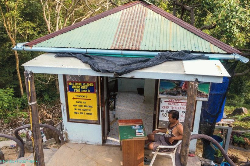The best viewing platforms on Phi Phi Island - viewpoints 1, 2 and 3