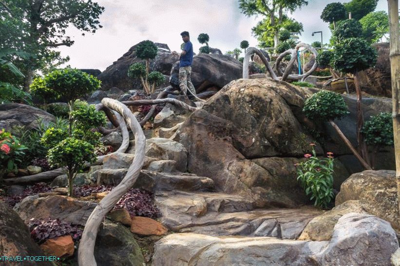 The best viewing platforms on Phi Phi Island - viewpoints 1, 2 and 3