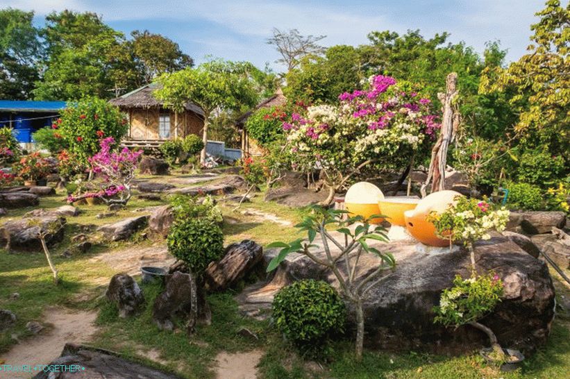 The best viewing platforms on Phi Phi Island - viewpoints 1, 2 and 3