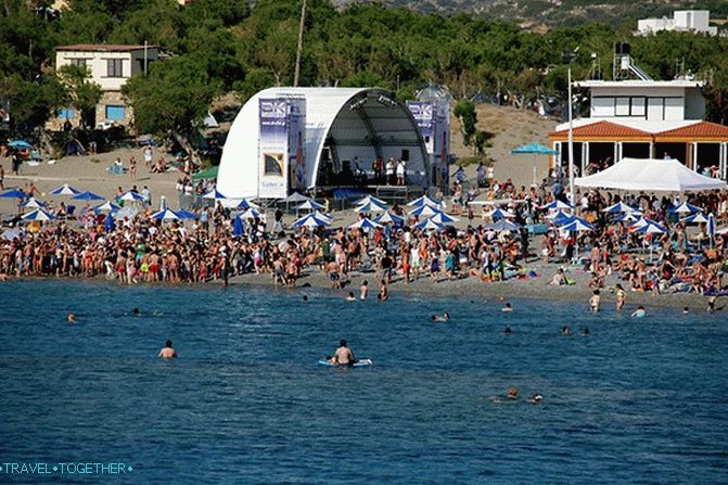 Make love, not war or Matala Beach Festival