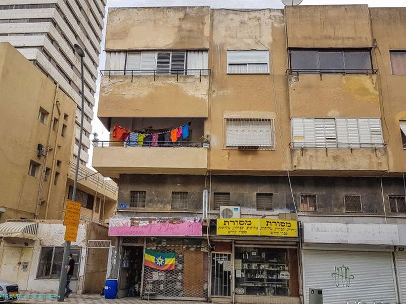 In the Adar district, there are some terrible barracks in general