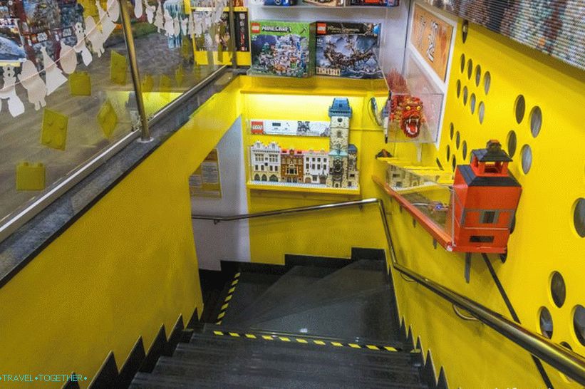 Lego Museum in Prague - you can watch, you can not touch