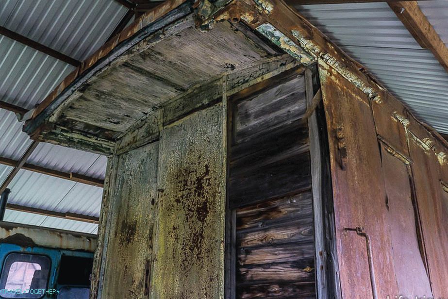 Car waiting for restoration, barely alive