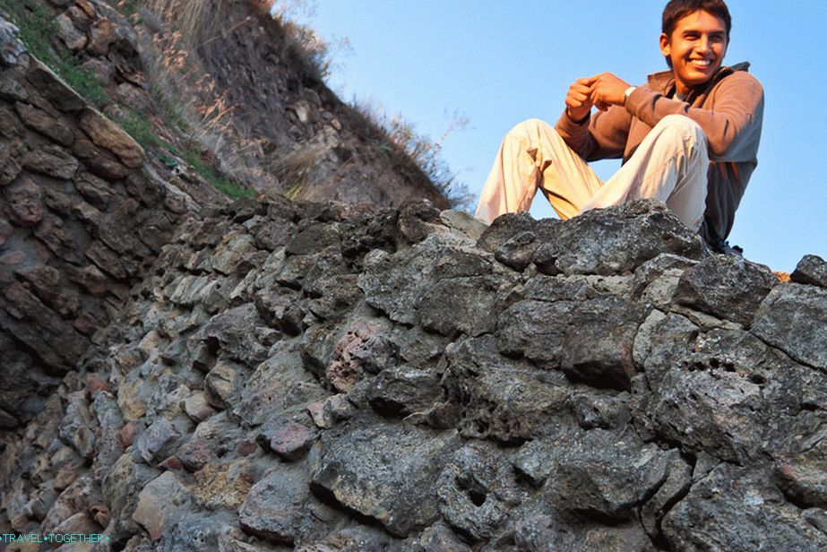 Walking around the ruins