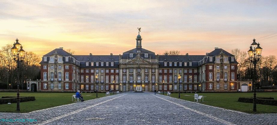 Main building of the University of Westphalia