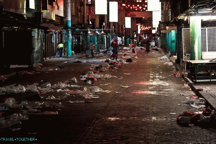 Garbage in Chinatown
