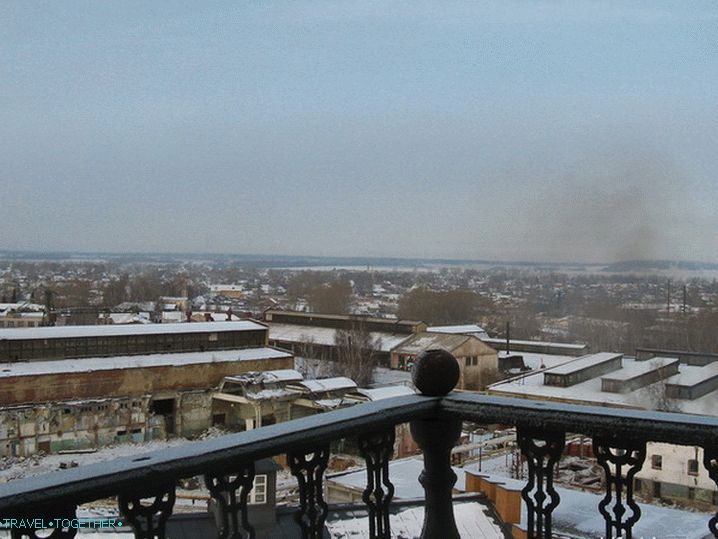View of Nevyansk from the sloping tower