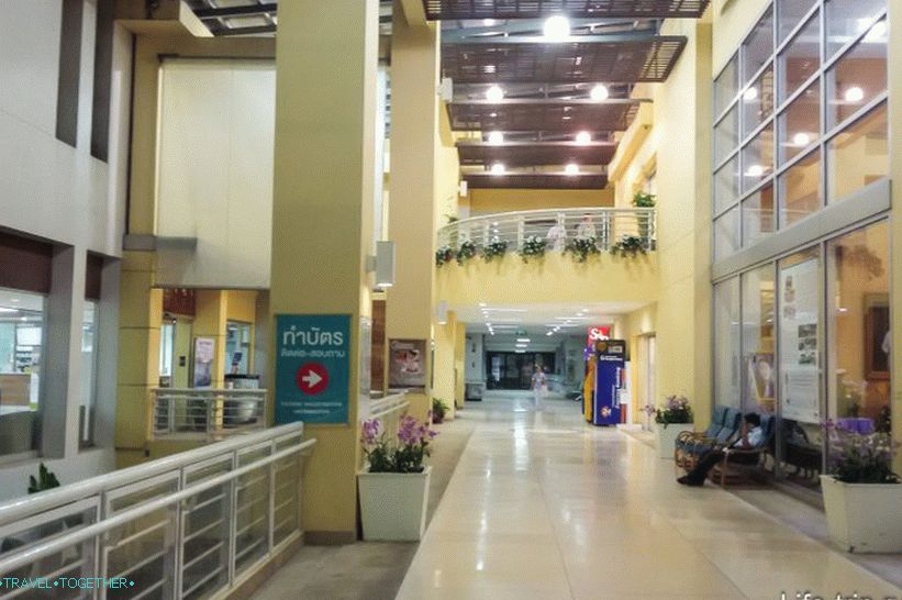 Several floors, access, except for the hospital free from the street