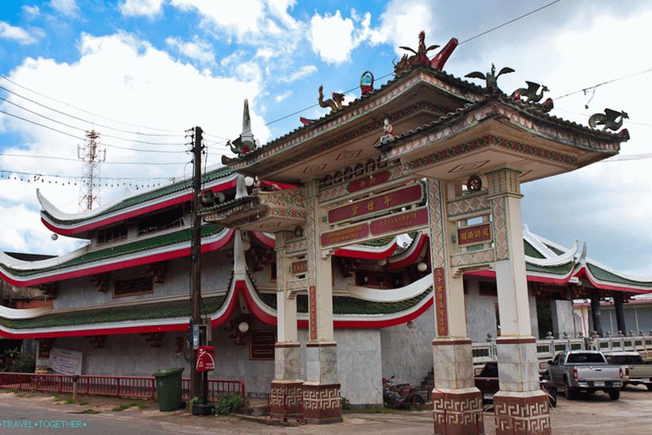 The unusual temple in Phuket, probably Chinese