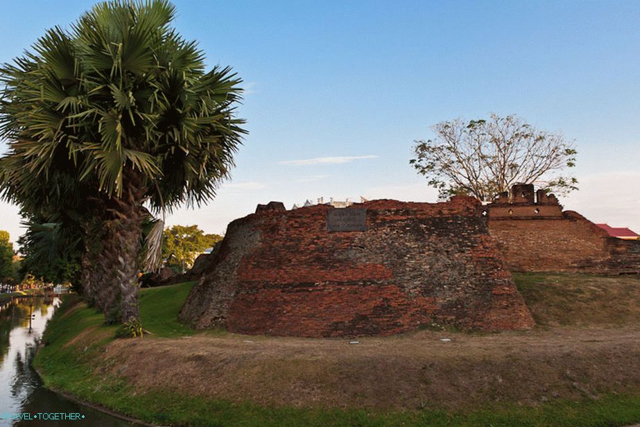 Moat in Chiang Mai, called the square