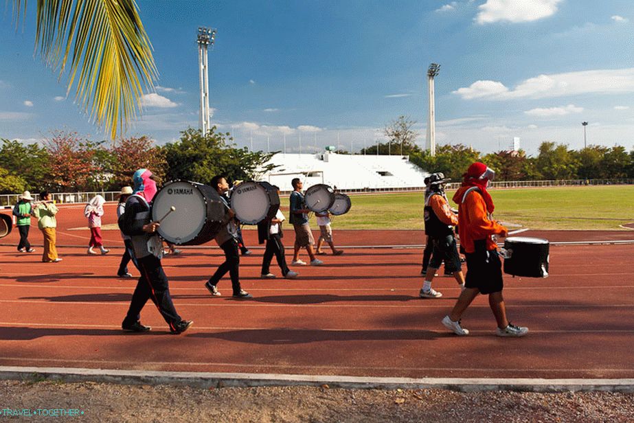 The rehearsal of the Thai walking orchestra