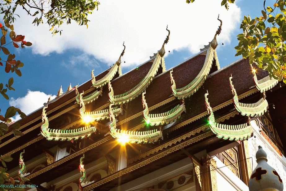 Brilliant temples of Thailand