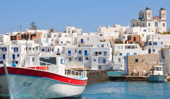 Paros Island. Romance in Solitude