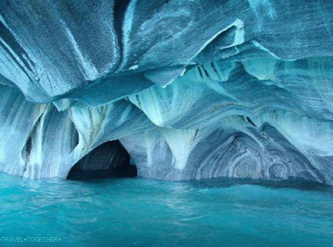 blue caves on Zakynthos 2