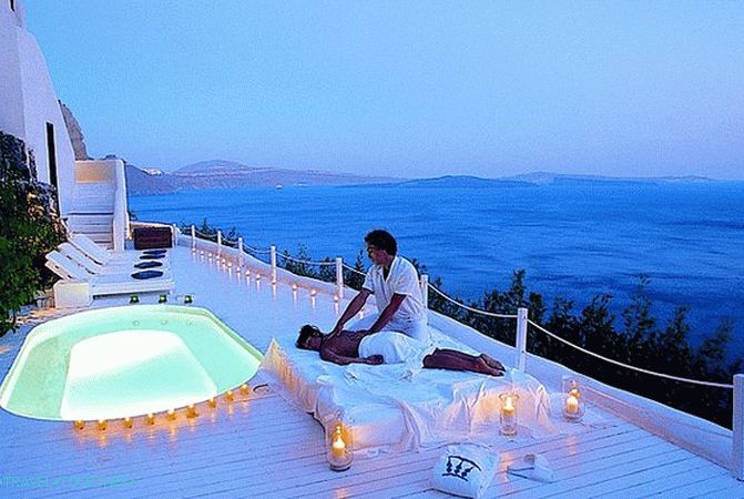 Holidays in Greece: choosing a hotel