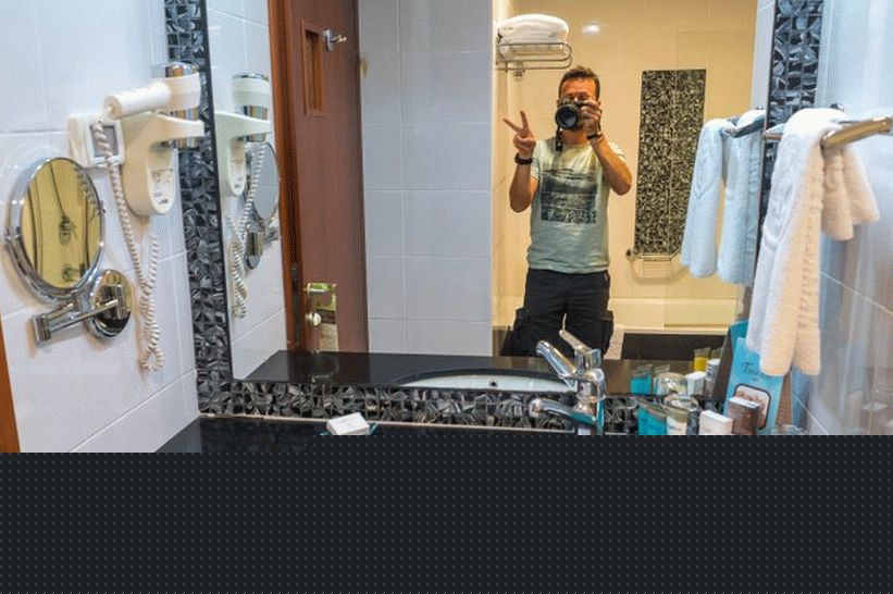 Second bathroom, with shower and bath