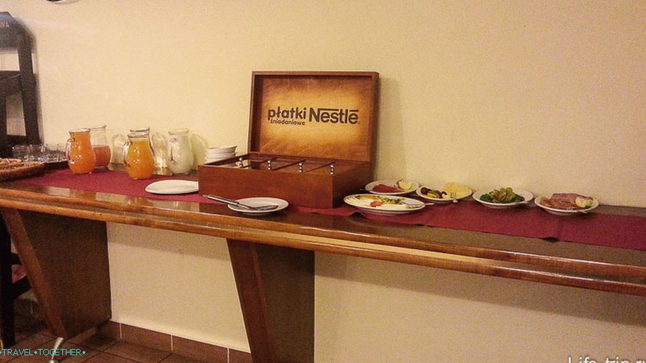 Breakfast is modest, there was still bread of different kinds
