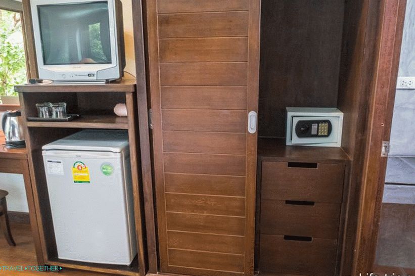 Great hotel near Thong Sala - Mangrove Villa Bungalow