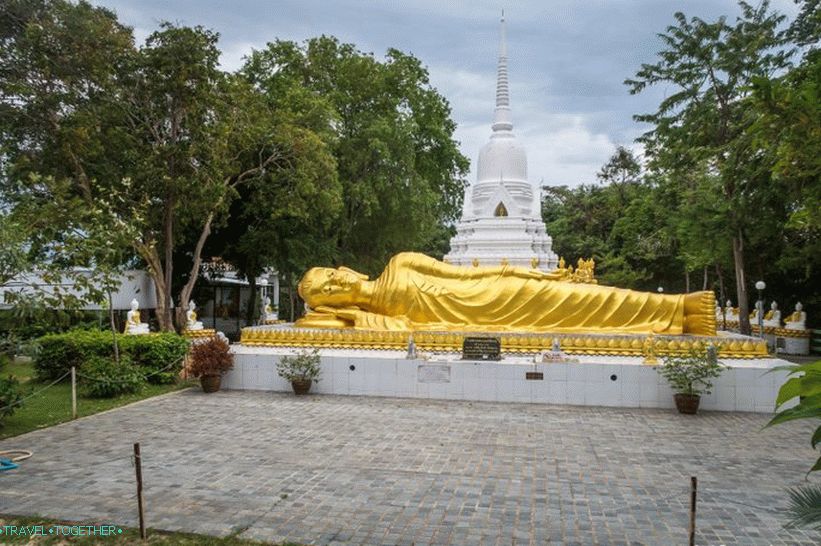 Baby Buddha Pagoda behind a reclining Buddha