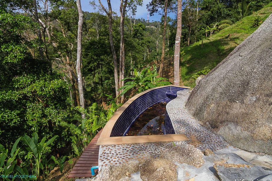 The second pool is not active