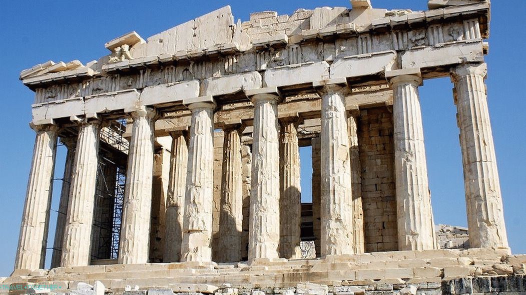 Parthenon-Restoration-Nov-2005-a