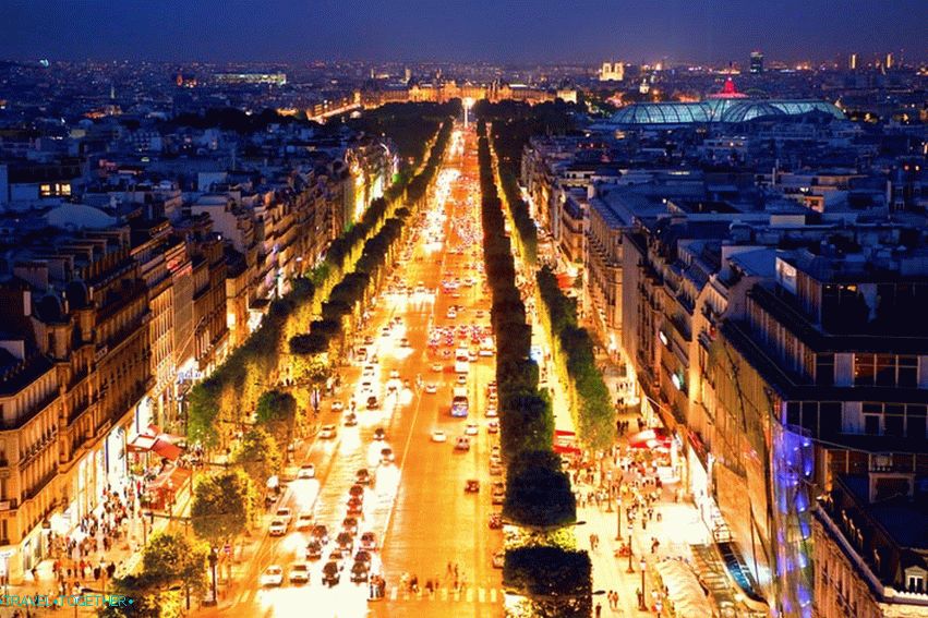 Champs Elysees
