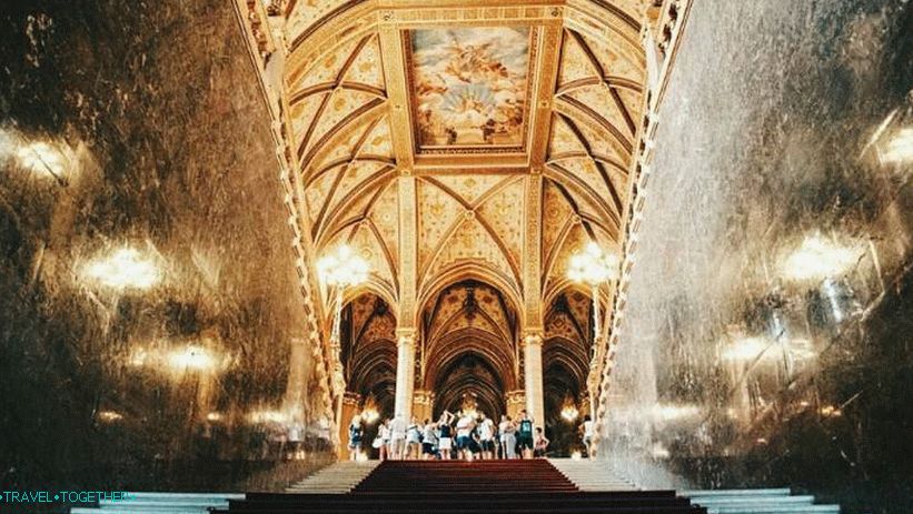 Ladders of Parliament