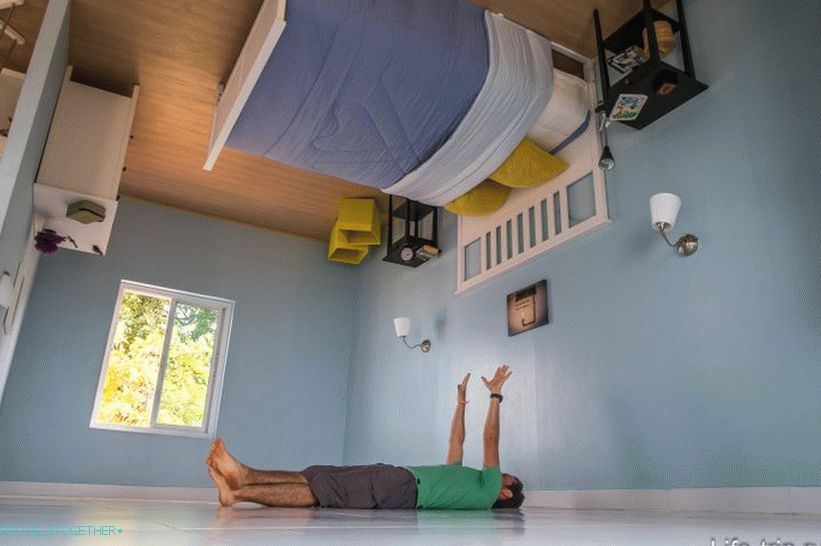 Inverted House in Pattaya - an attraction for children and selfimanov