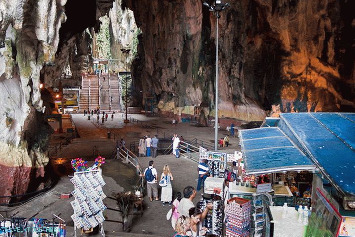 Batu caves inside
