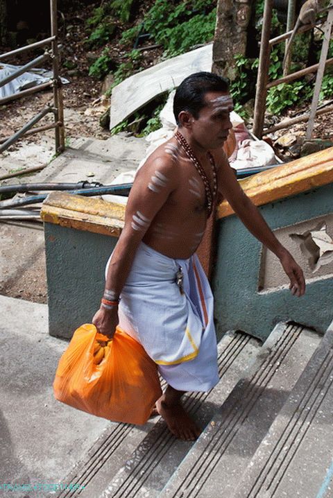 These bananas will obviously not be eaten by the gods.